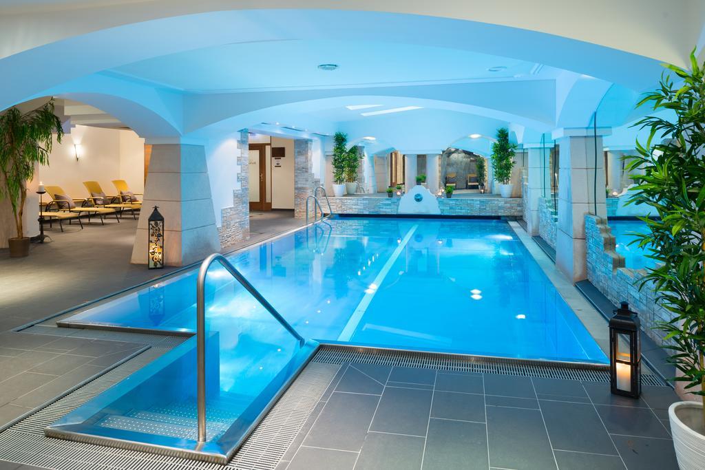 Sporthotel Cristall Fulpmes Exterior foto